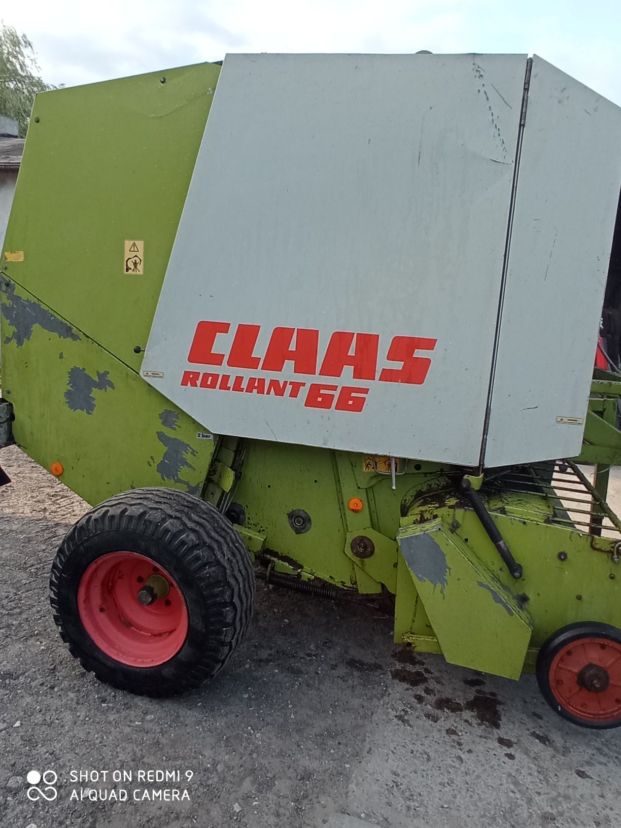 Claas Rollant 66