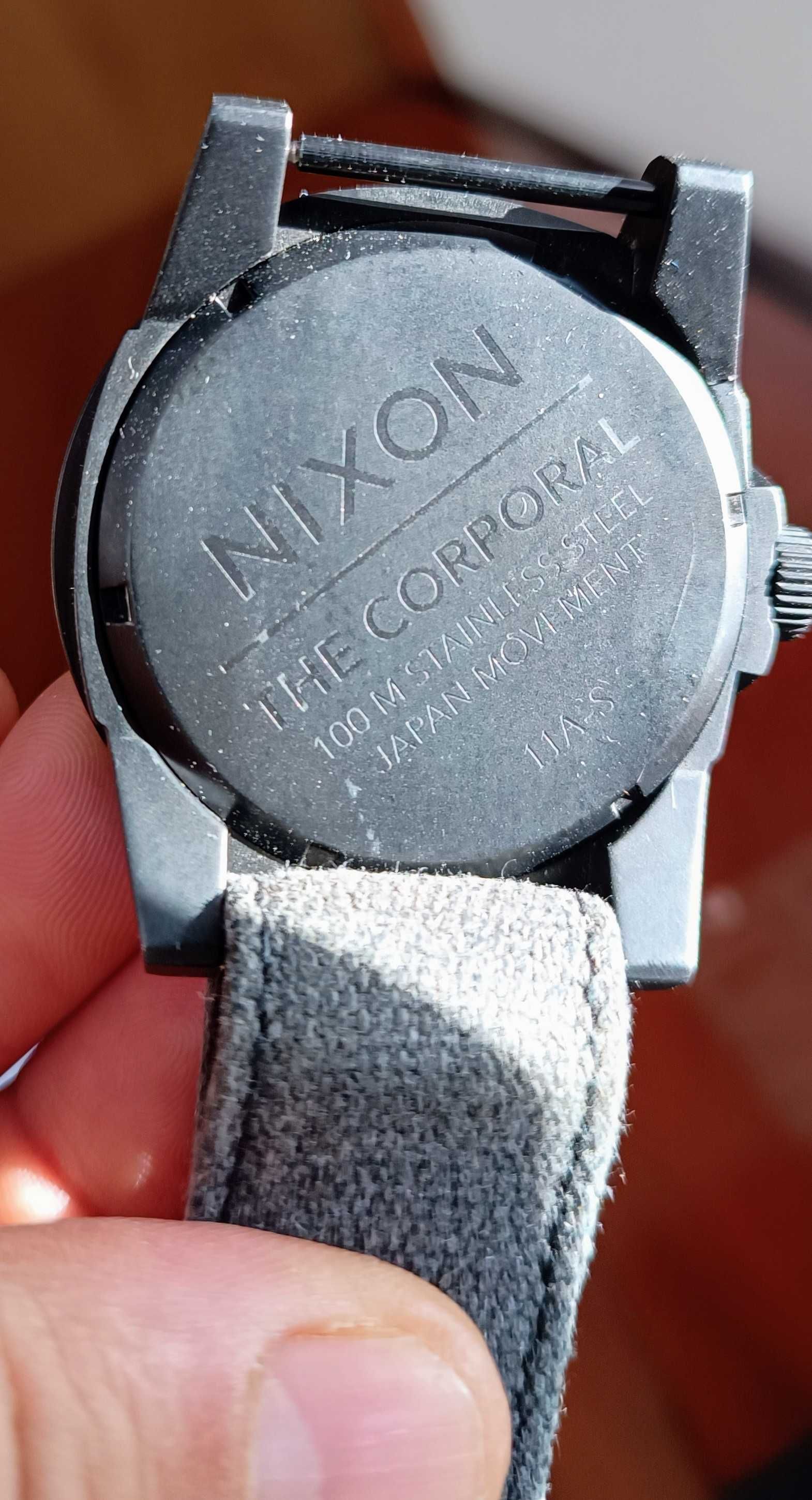 Relógio Nixon "The Corporal" black dial, Canvas/Leather+bracelete Xtra