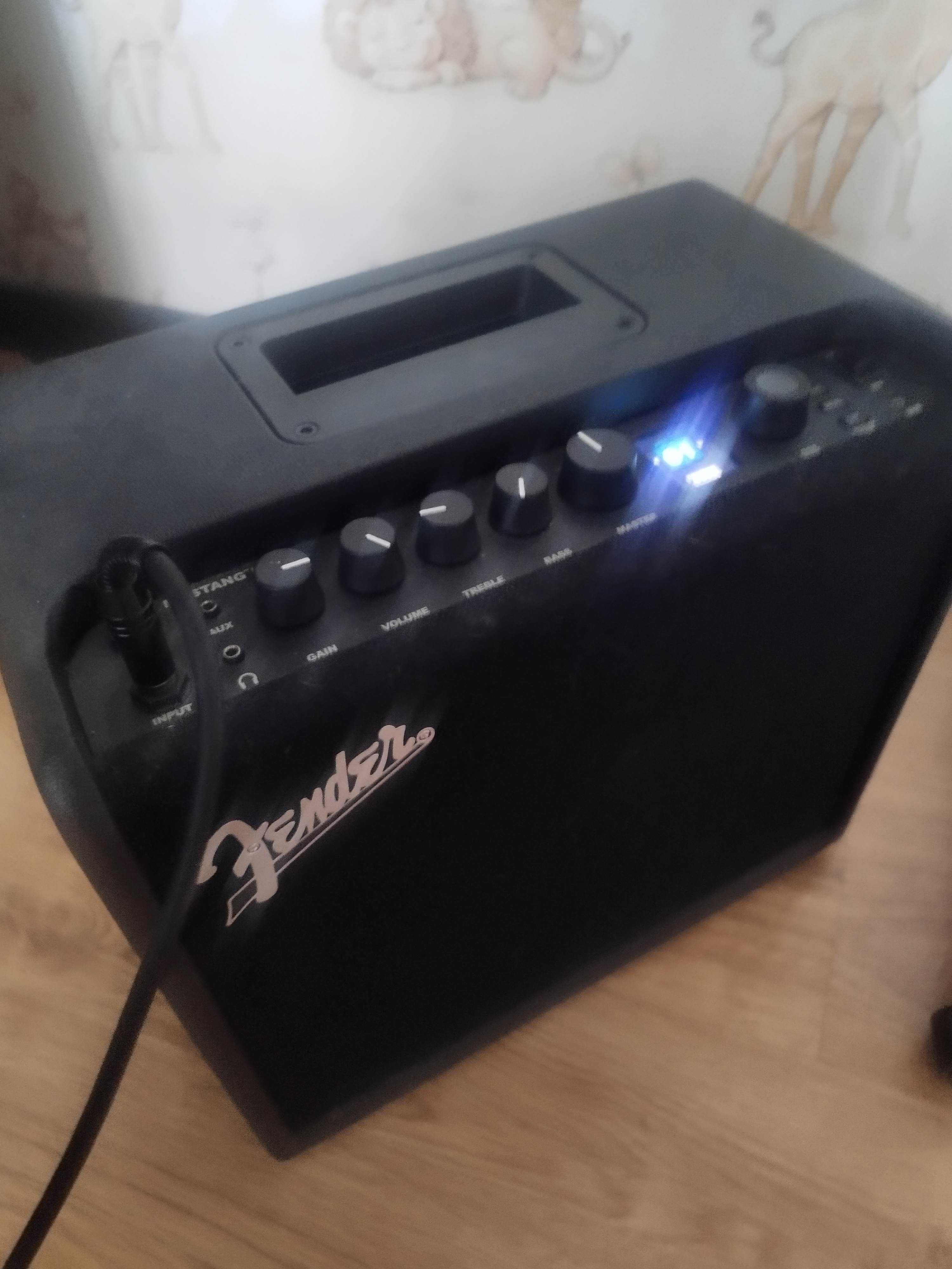 Squire by fender