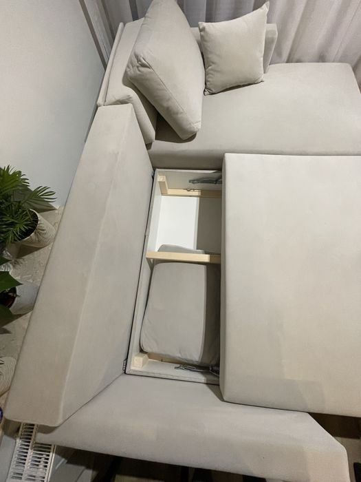 Naroznik z funkcja spania, 220 cm szerokosc / 100 glębokosc