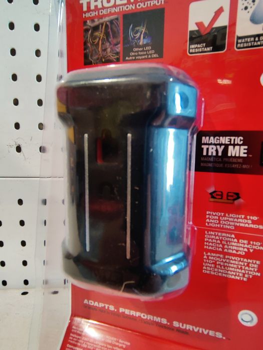 Milwaukee M12 2367-20 Rover light ліхтар с USB Оригінал США