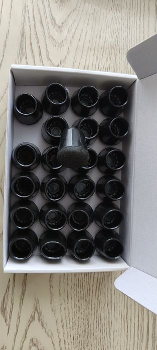 захисні силіконові накладки на ніжки 16шт