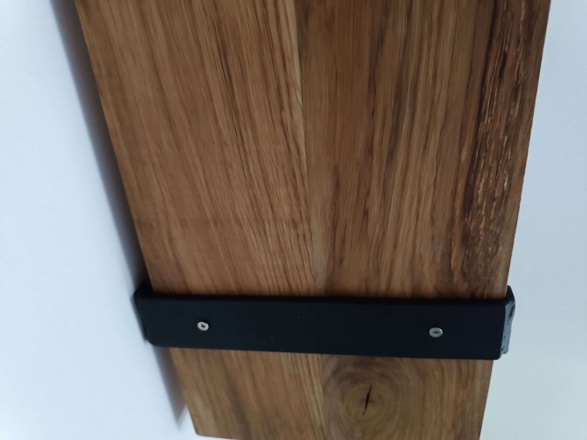 Dębowa półka ścienna w stylu LOFT