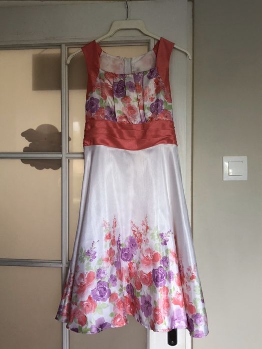 Sukienka dla dziewczynki