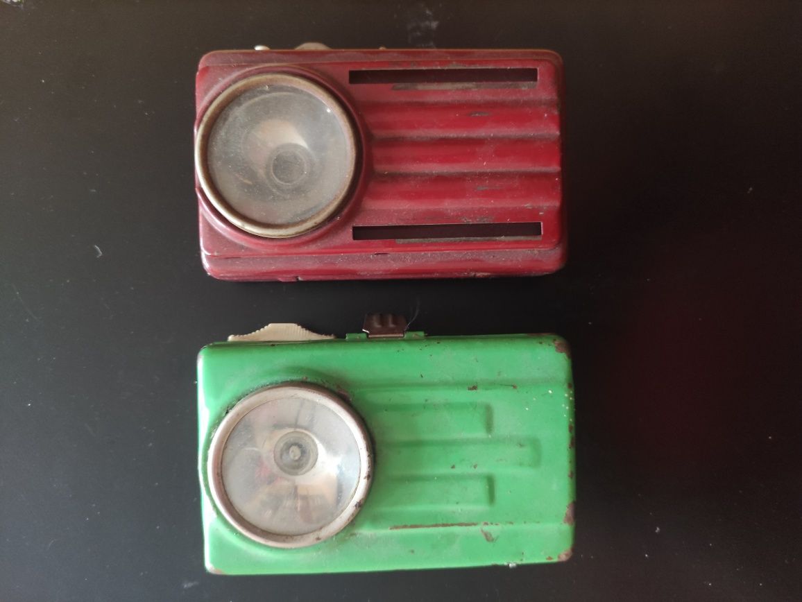 Dwie stare latarki PRL