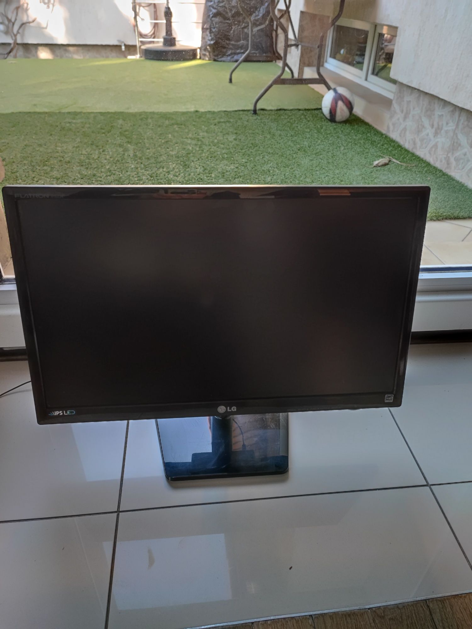 Monitor LED LG 23 cala IPS234V-PN
