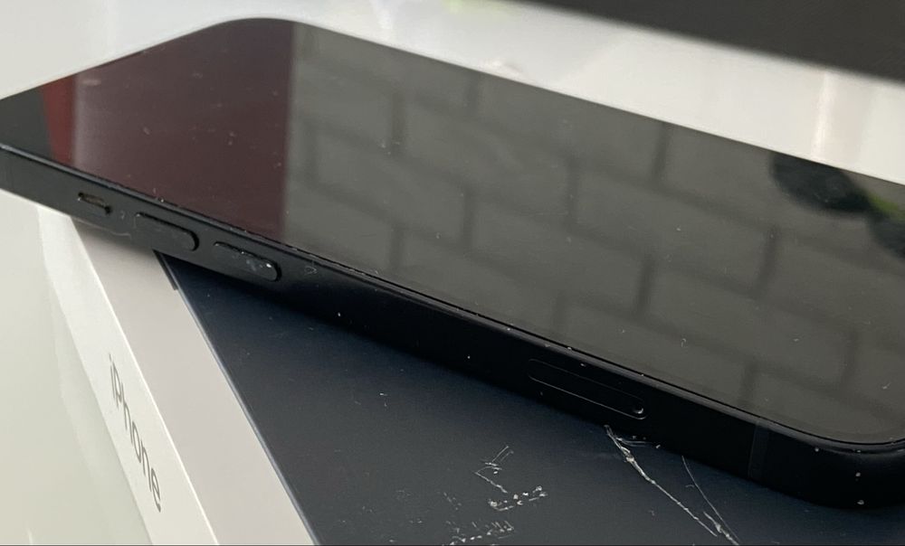 Iphone 13 128 GB Idealny Cały Zestaw