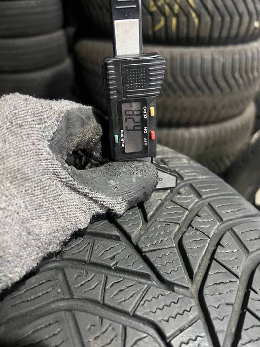 225/65/17 пара щимних шин