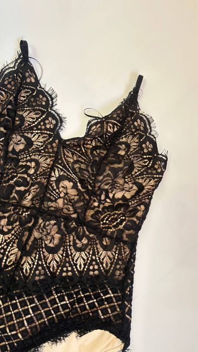 Боди гипюровое