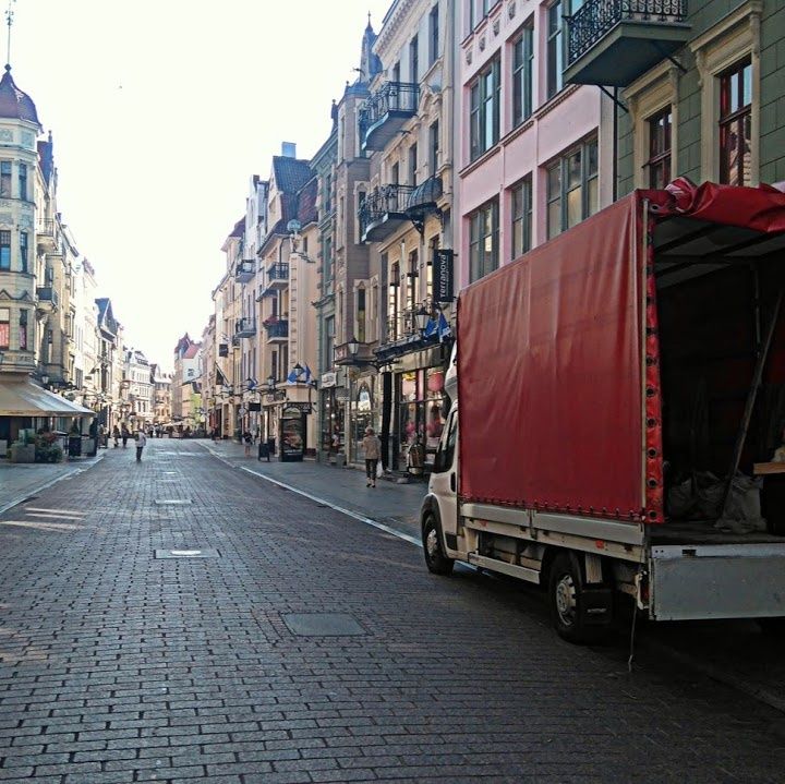 Przeprowadzki Transport Auto z Windą Toruń Express