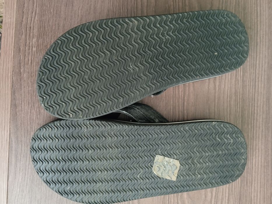 Magic p.43,havaianas p.42,41,40