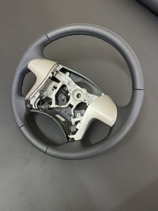 Кермо Toyota Кемері 40