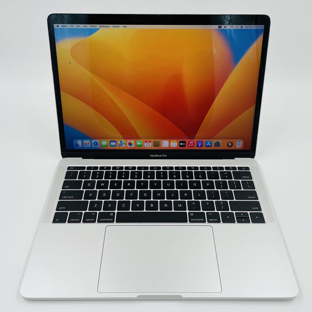 Нова акб Apple Macbook Pro 13 2017 i5 8GB RAM 256GB SSD IL4797