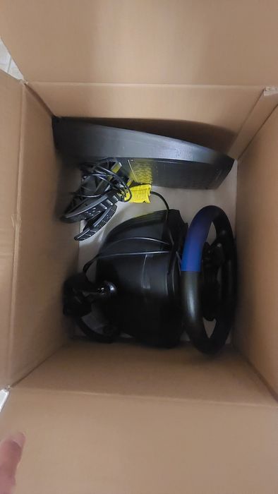 Volante Thrustmaster T150