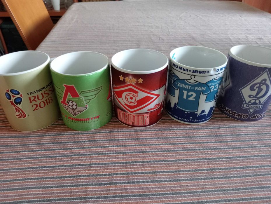 Coleção de canecas de futebol da Rússia, FC Barcelona e Suicide Squad