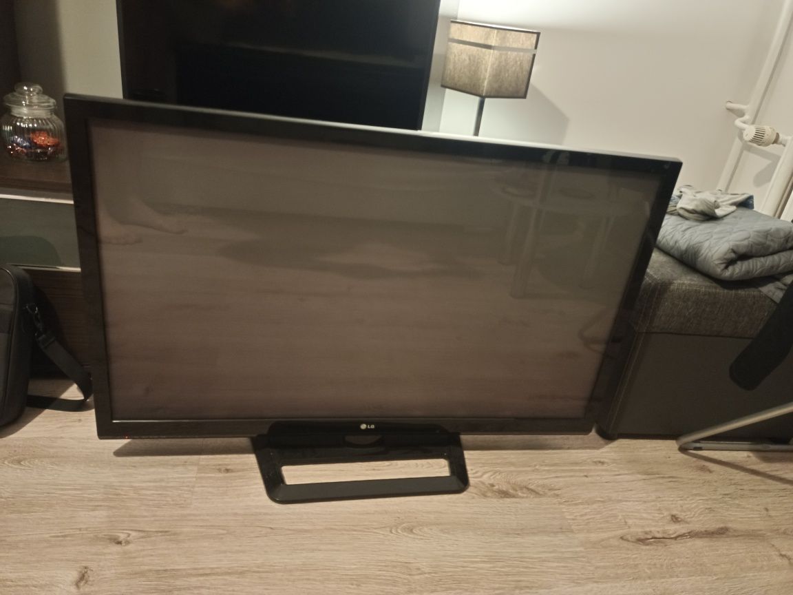 Telewizor LG 42PA450T