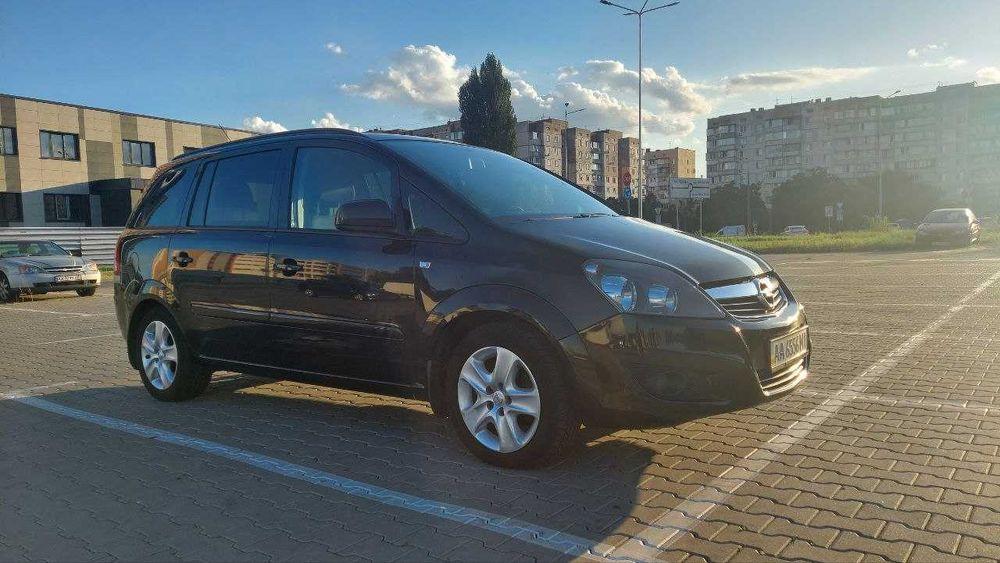 Opel Zafira B Family --7 місне авто в максимальній комплектації Enjoy+