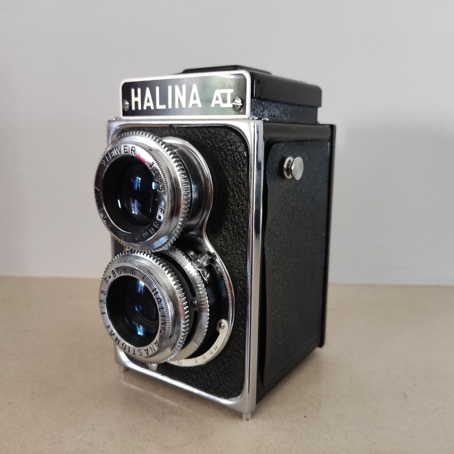 Camera Halina (Haking) AI TLR, 120, médio formato - Reflex Type Camera