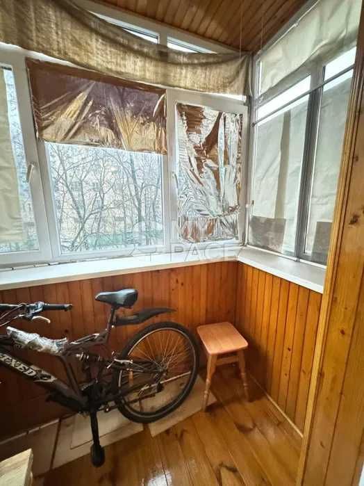 2-к. кв.  вул. Велика Васильківська, ідеальна для орендного бізнесу