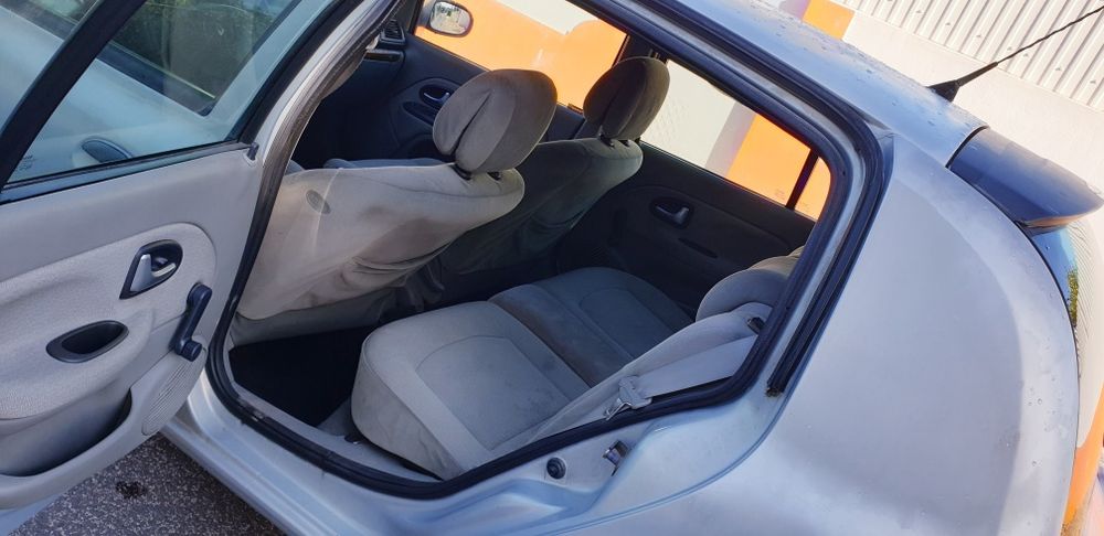 Renault clio 2001 EXCLUSIVO impecável valor negociável