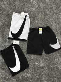 Nike  Big Swoosh шорти