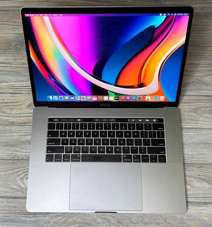 MacBook Pro 15 2018 Space Gray (Custom i9,32,2Tb) - 1600$ / Like New!