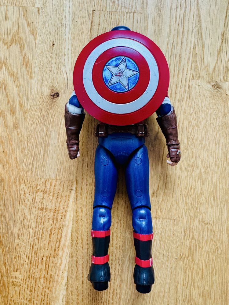 Figurki Marvel Disney Store Thor Capitan America Power Icons