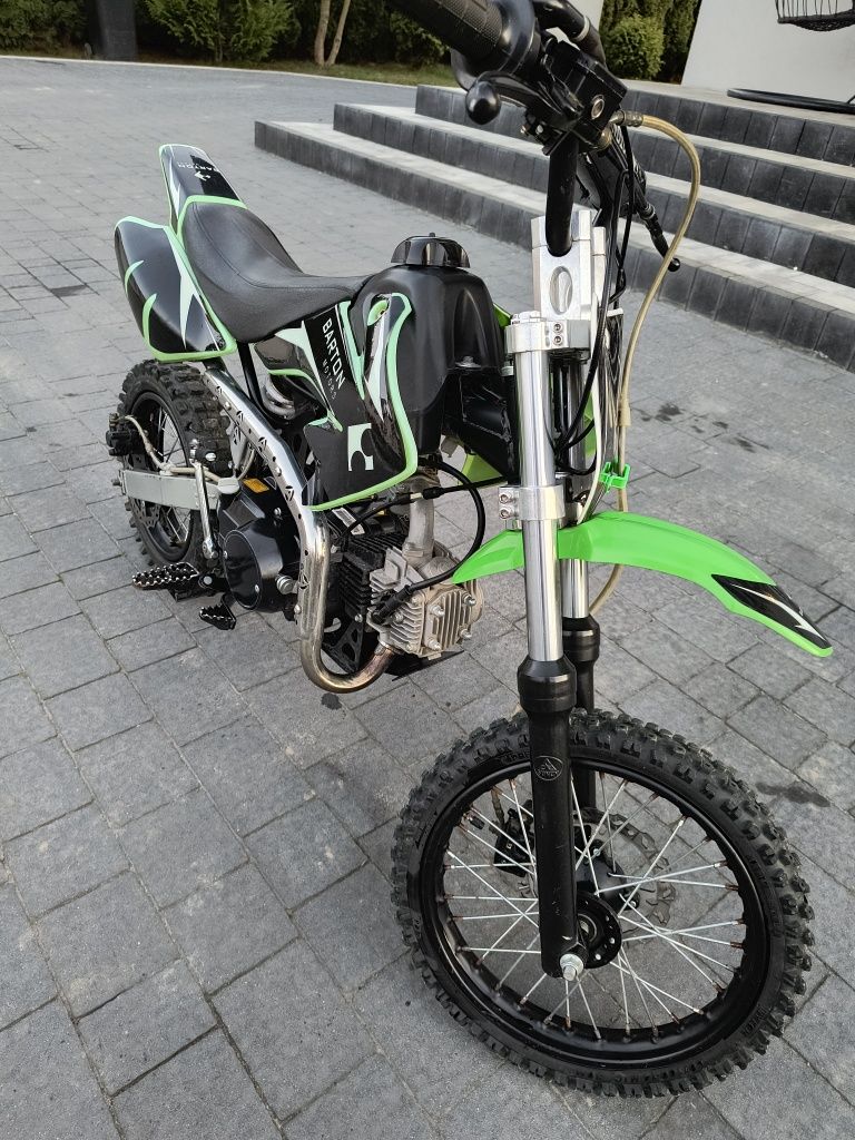 Cross125 Barton.