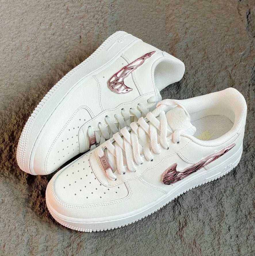 Buty NIKE AIR FORCE 1, rozmiar 36-45, dostawa od 7 do 18 dni.
