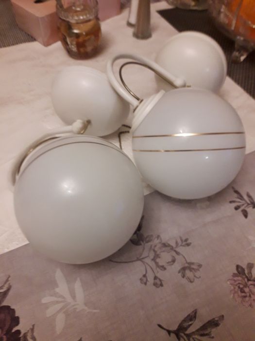 Lampa wisząca typu żyrandol