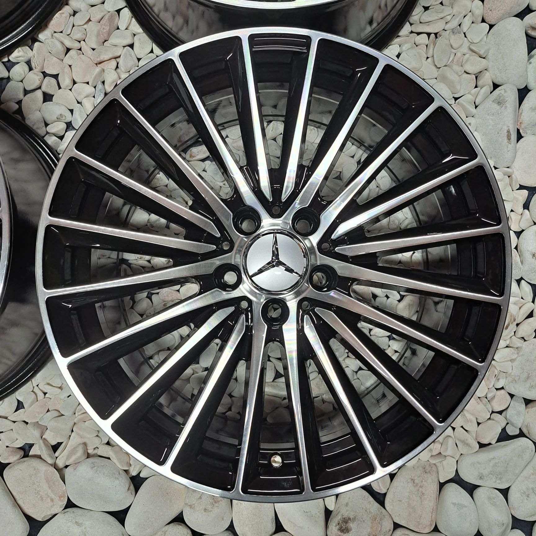 Jantes 18" Mercedes AMG look new turbine A B C CLA GLA Vito V 5x112