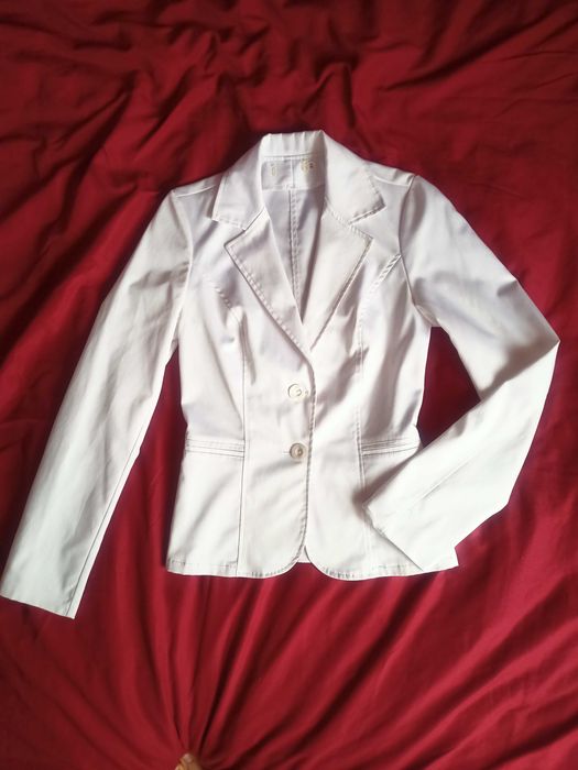 Biały damski żakiet elegancki marynarka z długim rękawem 34 XS