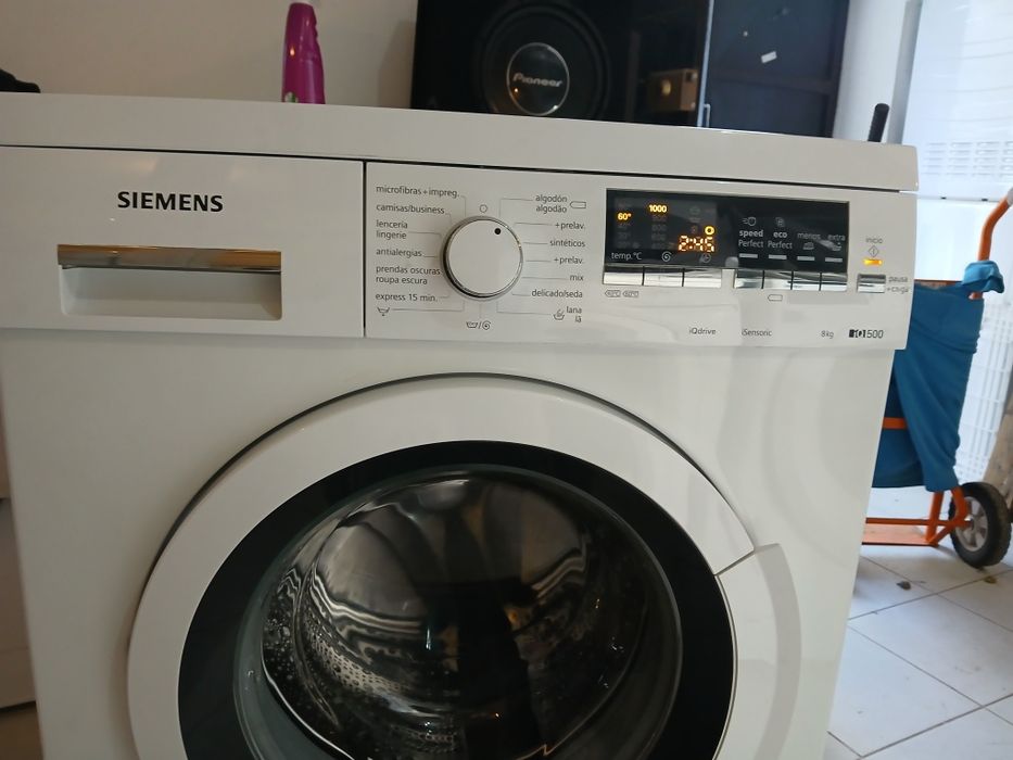 Maquina lavar roupa