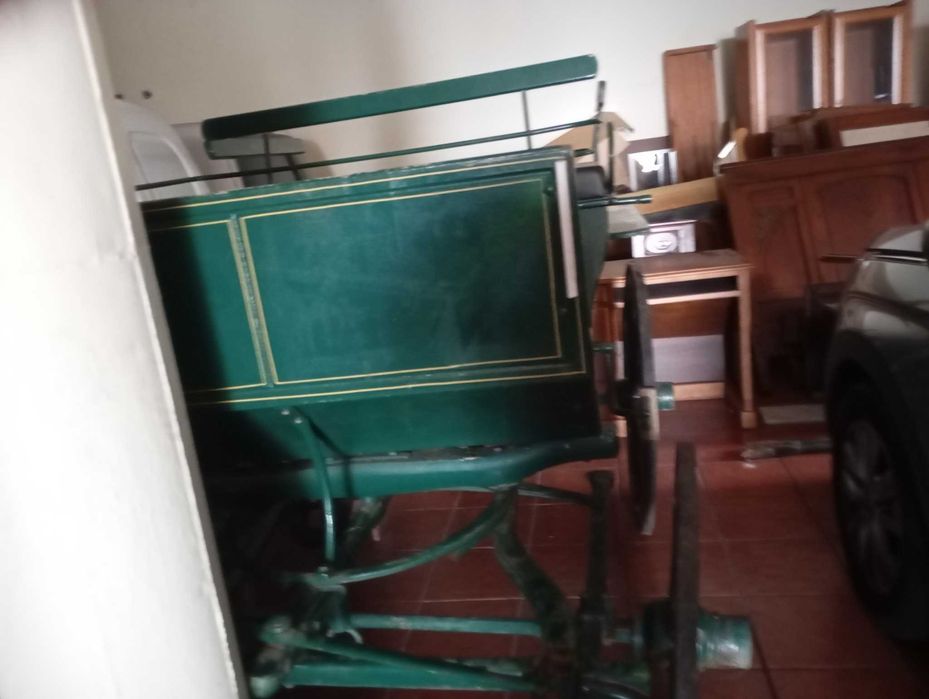 Carroça/charrete em bom estado