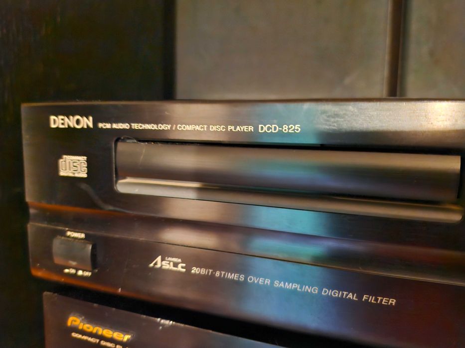 Odtwarzacz CD Denon DCD-825