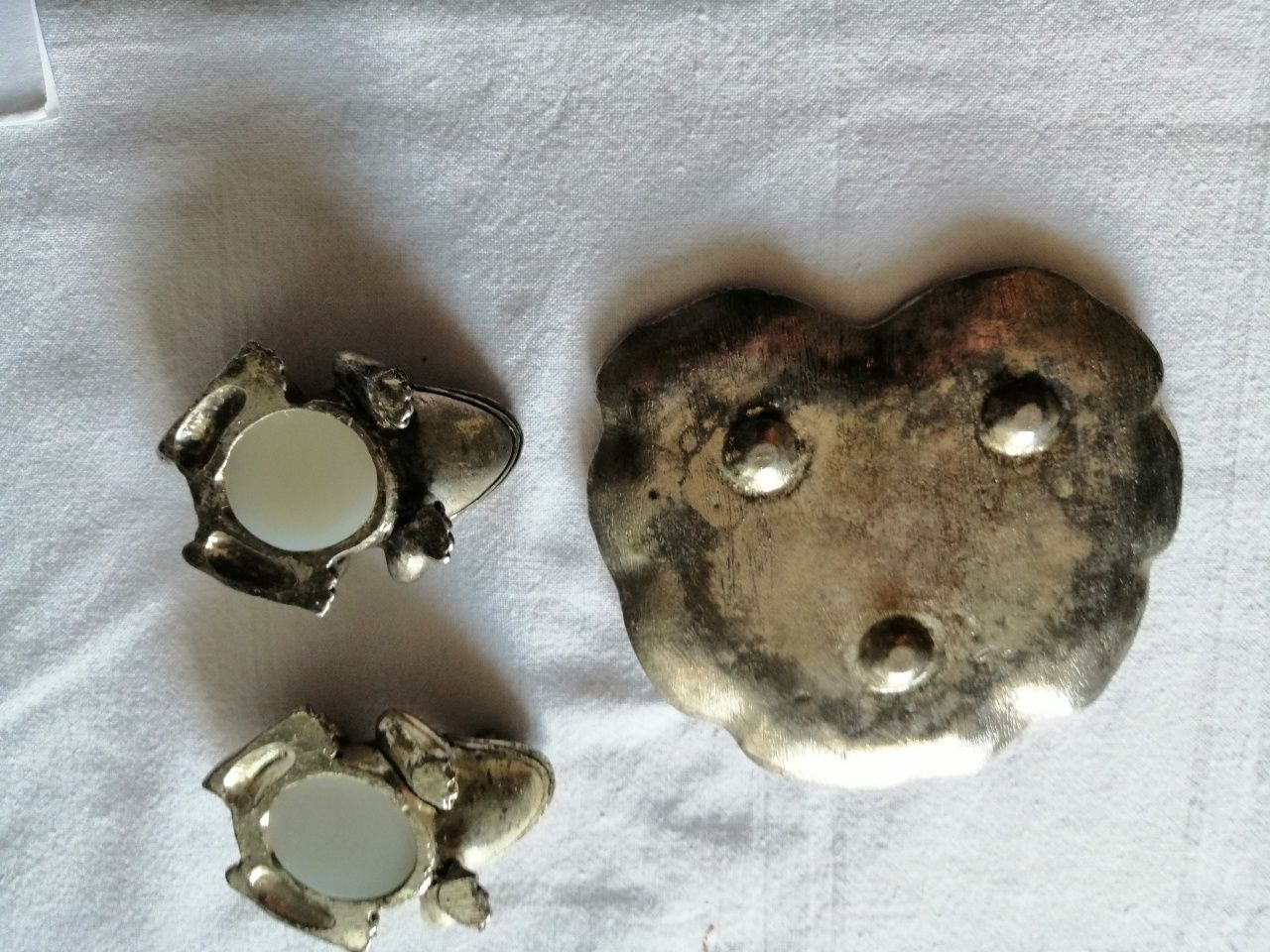 Vintage solniczka i pieprzniczka ze srebrnego metalu