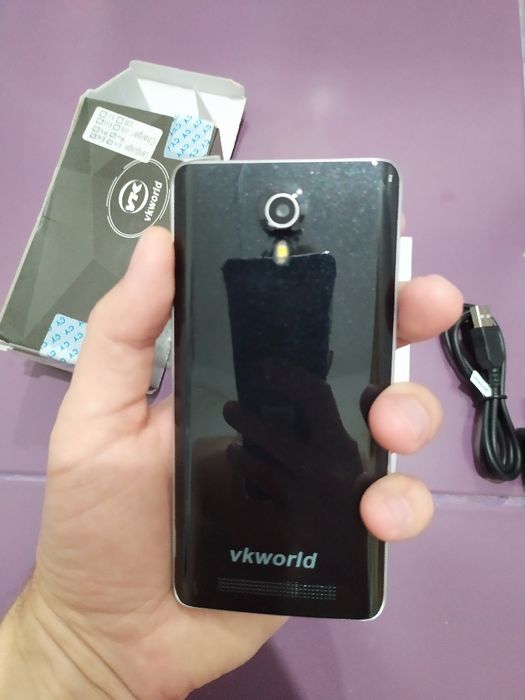 Смартфон Vkworld F1, екран 4.5 дюйми, новий