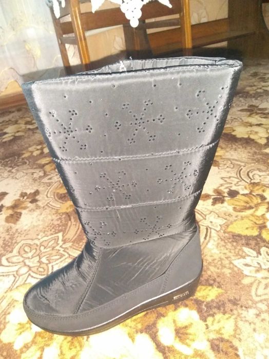 Сапоги нові зимові
