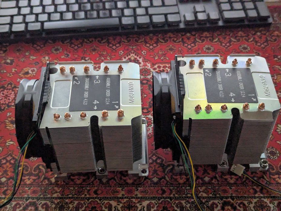 Кулер процесора Dynatron B11 3U LGA 3647. Залишилось 4 шт.