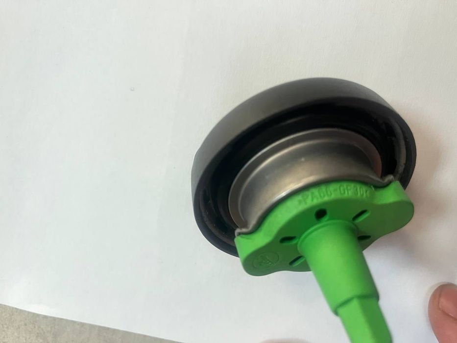 Кришка бензобаку BMW e39/e46 .16117193372