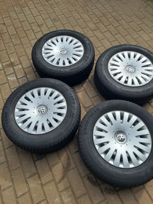 Komplet kół zima VW Tiguan 215 65 R16 98H 7mm orginalne! Ladny stan!