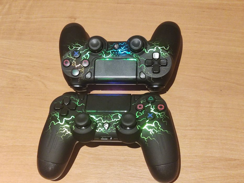 Два нових джойстика на Ps4