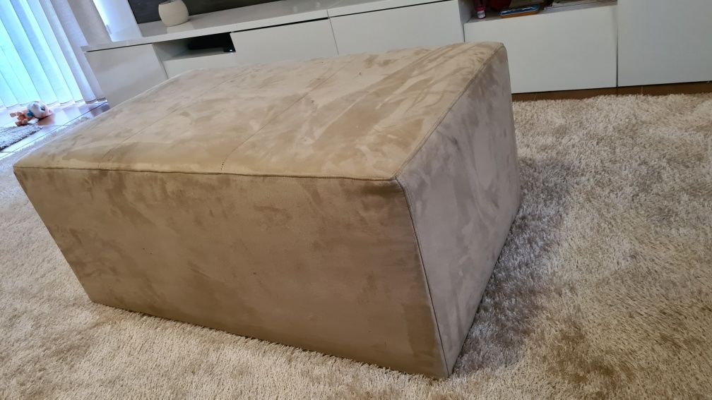 Mesa de centro / puff