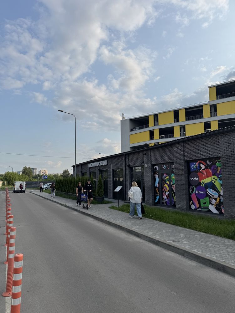 Оренда торговельного приміщення фасад ЖК «Комфорт Таун»
