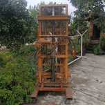 Vendo empilhador para trator.