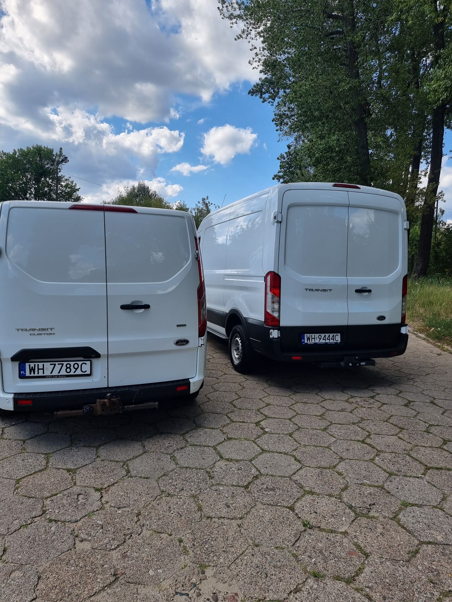Wynajem busa blaszak furgon 24H