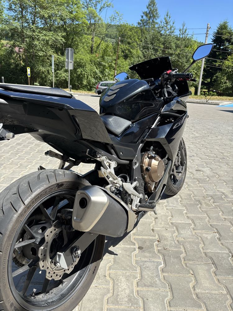 Honda CBR400r(2016рік)