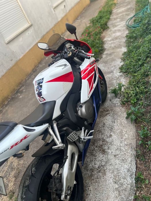 Honda CBR 1000 RR 2004