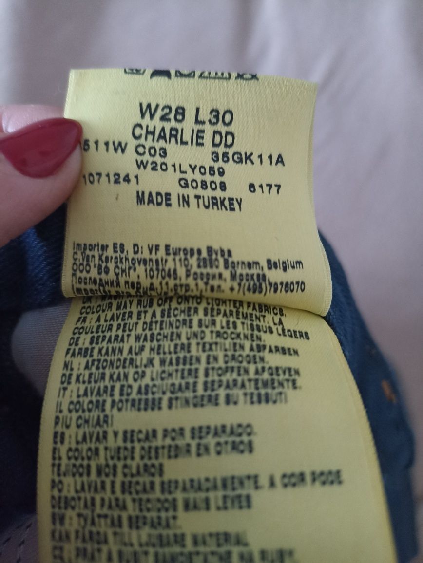Spodnie jeansy Wrangler Charlie W28 L30