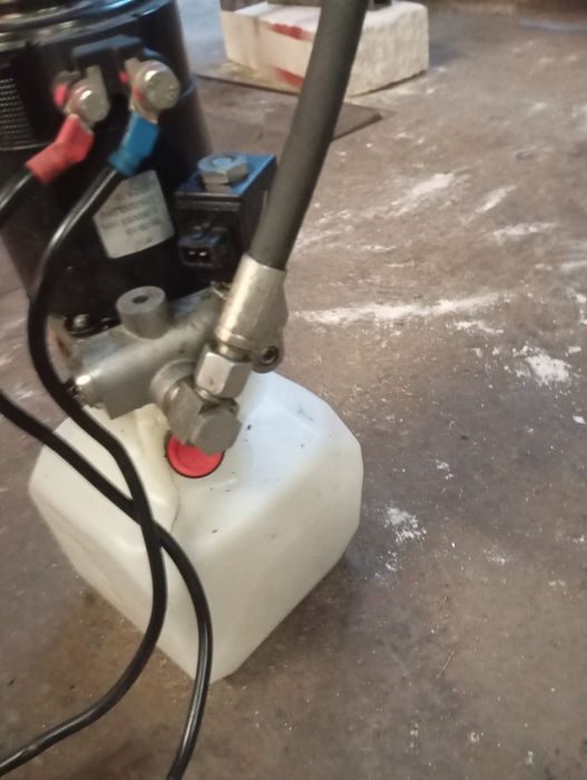 Pompa hydrauliczna 12/24v